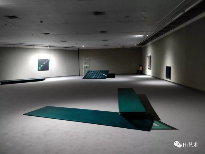 提问胡斌:广州美术学院为什么要做这样一个提名展? 提问胡斌:广州美术学院为什么要做这样一个提名展?