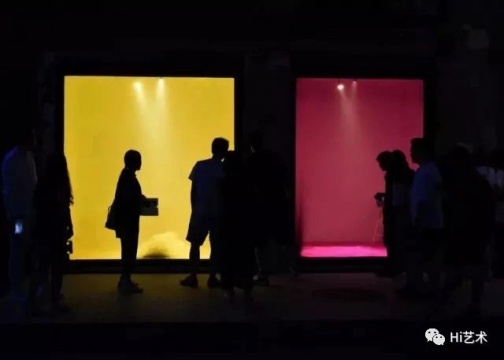 刘耀华“迷雾”个人项目展览现场
刘耀华“迷雾”个人项目展览现场