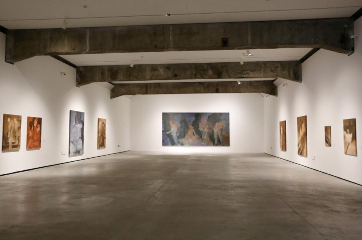 “人物”系列，北京民生现代美术馆“苏新平”展览现场
