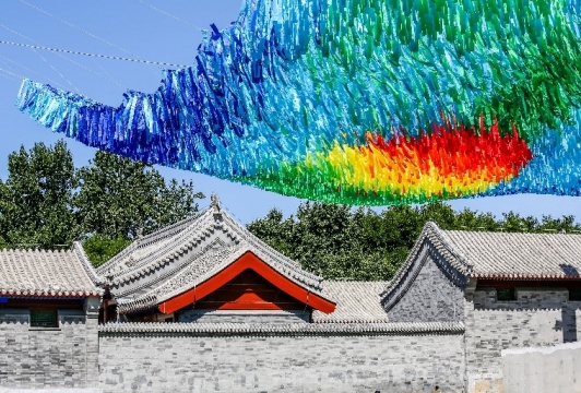 美国艺术家Patrick Shearn及其Poetic Kinetics团队作品“流曜”(Sun Cycle)
美国艺术家Patrick Shearn及其Poetic Kinetics团队作品“流曜”(Sun Cycle)