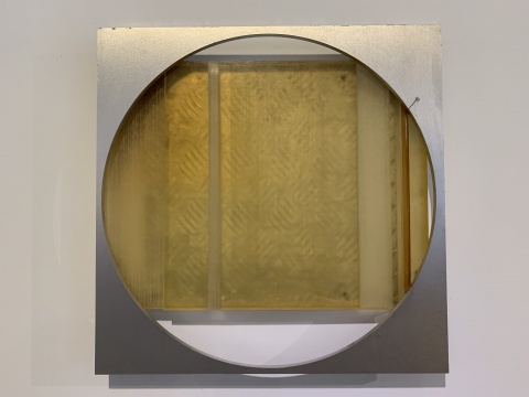 《次生 No.6》 52×52×5.5cm 铝，聚氨酯，不锈钢 2019
