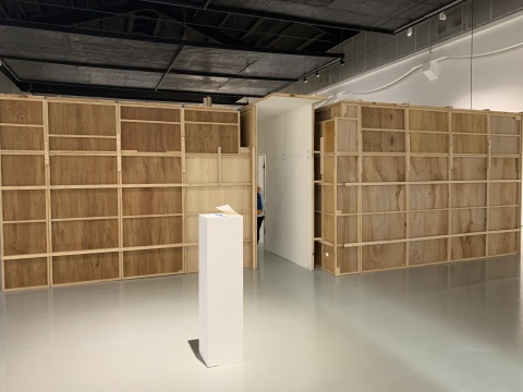 时永骏的“告别”与田牧的“初见” 蜂巢当代艺术中心6月新展 时永骏的“告别”与田牧的“初见” 蜂巢当代艺术中心6月新展