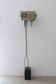 蒋竹韵 “孤掌之鸣”
示波器
尺寸可变
2019 for Meditation Station
蒋竹韵 “孤掌之鸣”
示波器
尺寸可变
2019 for Meditation Station