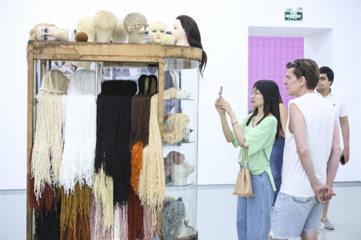 “时永骏:预售屋”蜂巢(北京)当代艺术中心(下称蜂巢)展览现场
“时永骏:预售屋”蜂巢(北京)当代艺术中心(下称蜂巢)展览现场