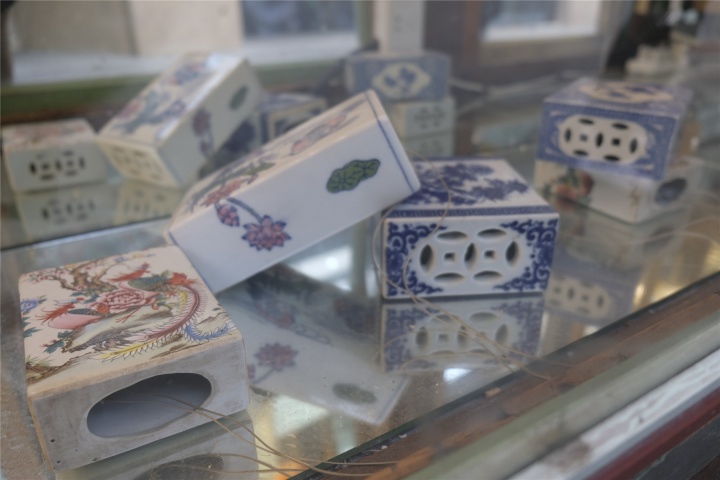 沈瑞筠 再慢一点,再退一步 沈瑞筠 再慢一点,再退一步