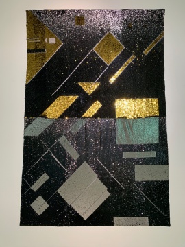 法蒂玛·罗德里哥 《无题》 268×193.5cm 织物上亮片 2019
