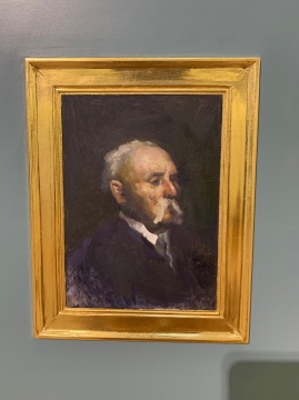 《完成了的老人像》 150×100cm 板上综合材料 2019
