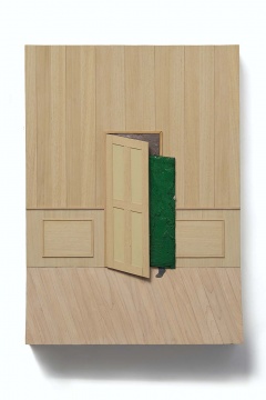 《半开的门》  90×65cm 板上综合材料、油彩 2015