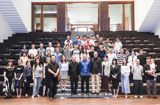 “青衿计划2019”大合影
“青衿计划2019”大合影
