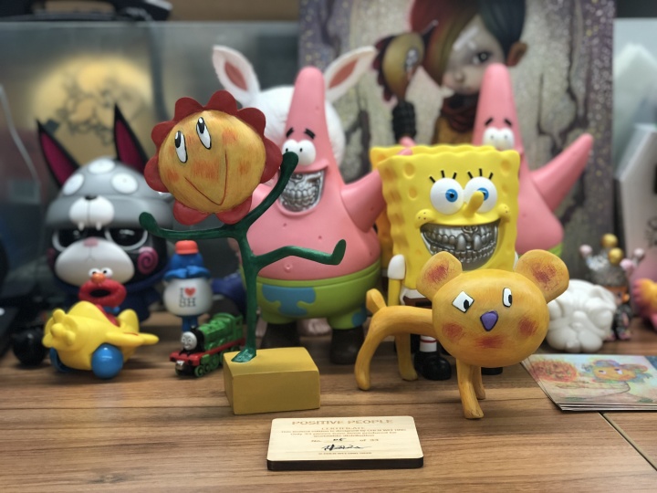 办公桌上的玩具
办公桌上的玩具