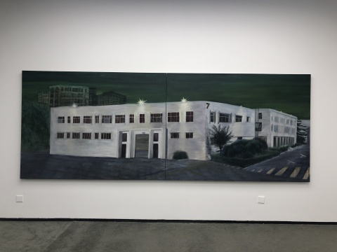《夜的展览馆》 150×400cm 布面油画 2019
