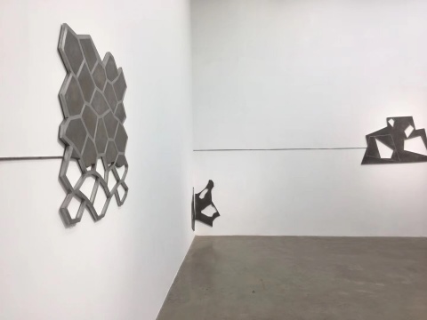 存在的形式,可见的“盲区” 存在的形式,可见的“盲区”