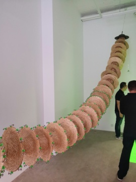 “三合一”CLC画廊入驻798 首展带来“金银岛之幻”之旅 “三合一”CLC画廊入驻798 首展带来“金银岛之幻”之旅