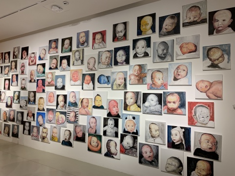 赵能智时隔三年最新个展 生命在挣扎中“蠕行” 赵能智时隔三年最新个展 生命在挣扎中“蠕行”