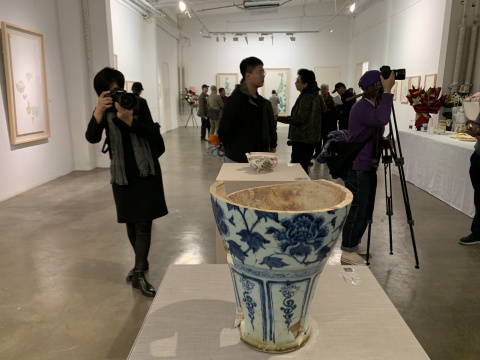 用水墨修复陶瓷 桥舍画廊开幕宿利群个展 用水墨修复陶瓷 桥舍画廊开幕宿利群个展
