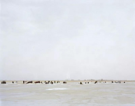 《冬钓的人，内蒙古》2010

