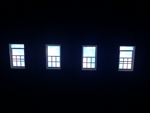 刘佳玉 《Sitting by the window》 2018
刘佳玉 《Sitting by the window》 2018