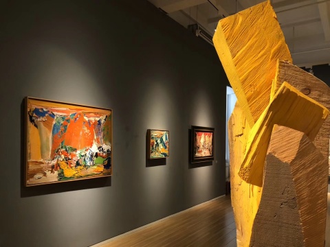 “隔江秋色”展览现场
“隔江秋色”展览现场