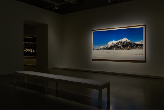 世界第二贵摄影师安德烈‧古斯基作品亮相路易威登北京Espace文化艺术空间