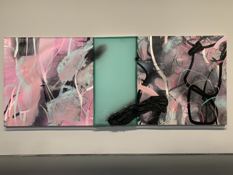 周力 《线》之三 200×500cm 综合材料 2019
周力 《线》之三 200×500cm 综合材料 2019