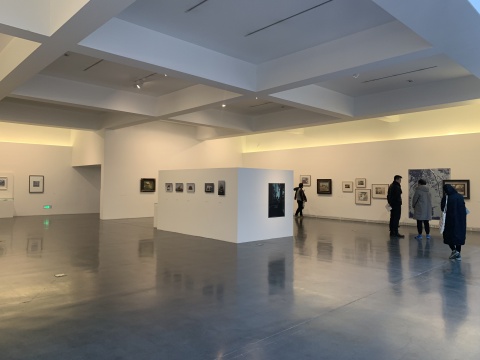 美术馆二层展览现场
美术馆二层展览现场