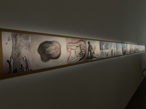 柔情与暴力并存的“轻重之间” 耿雪作品展亮相筑中美术馆 柔情与暴力并存的“轻重之间” 耿雪作品展亮相筑中美术馆