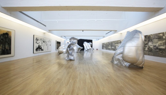 徐冰、隋建国、苏新平、刘庆和、展望作品集体亮相当代唐人艺术中心 徐冰、隋建国、苏新平、刘庆和、展望作品集体亮相当代唐人艺术中心