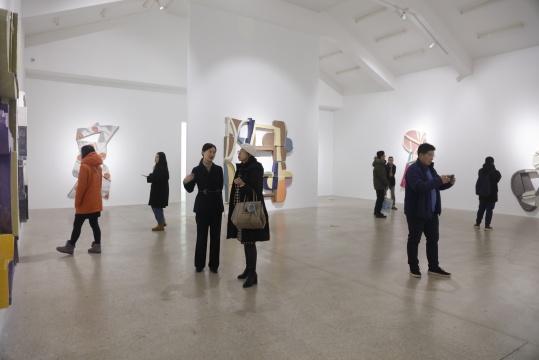 站台中国双展齐开 线条构成的陌生风景 站台中国双展齐开 线条构成的陌生风景
