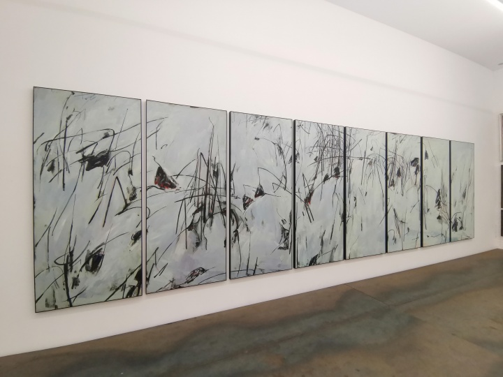 何冰《雪漫荷塘》230×100cm×8 布面油画 2003
何冰《雪漫荷塘》230×100cm×8 布面油画 2003
