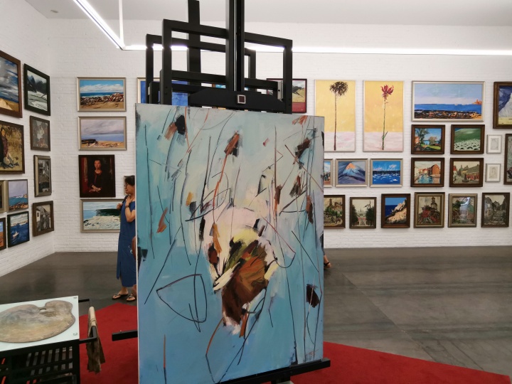 槐谷林当代艺术中心“如在——何冰艺术回顾”展览现场
槐谷林当代艺术中心“如在——何冰艺术回顾”展览现场