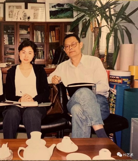 何冰(右)与助手冯宇
何冰(右)与助手冯宇