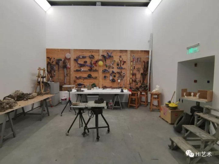 “体系的回响1997-2019”展览现场 艺术家工作室复原
