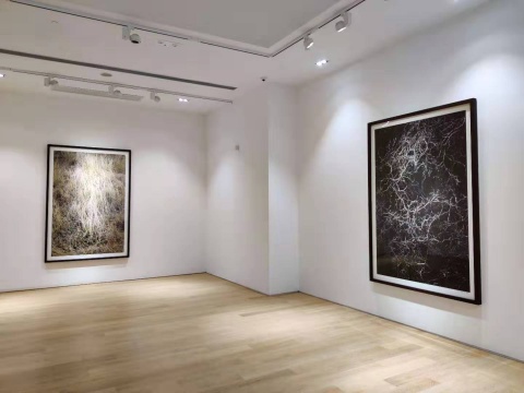 当代唐人艺术中心香港空间,封岩个展现场
当代唐人艺术中心香港空间,封岩个展现场