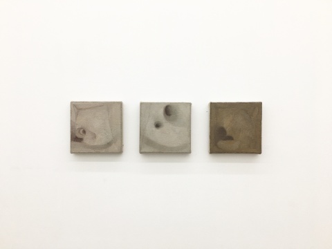 (中)毛宇《结绳42》油画 20×20cm 2020
(中)毛宇《结绳42》油画 20×20cm 2020