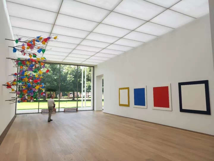 2019年,徐文参观了荷兰海牙Voorlinden Museum(图:徐文)
2019年,徐文参观了荷兰海牙Voorlinden Museum(图:徐文)