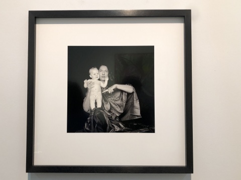 阿布拉莫维奇(Marina Abramović)《Vladkka》 2007 奥地利的Galerie Krinzinger Vienna画廊
阿布拉莫维奇(Marina Abramović)《Vladkka》 2007 奥地利的Galerie Krinzinger Vienna画廊