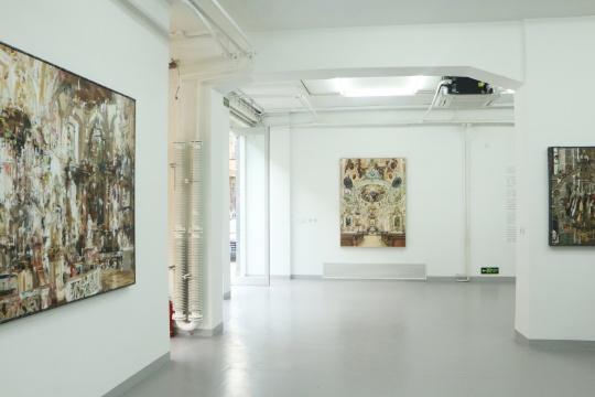 艺术仓库开年首展 上演张钊瀛的模糊荒诞剧 艺术仓库开年首展 上演张钊瀛的模糊荒诞剧
