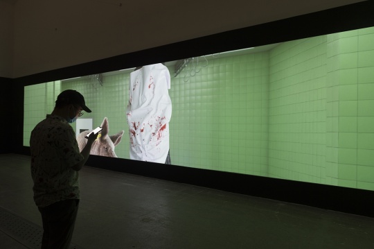 AES+F个展“预言·寓言”,当代唐人艺术中心展览现场
AES+F个展“预言·寓言”,当代唐人艺术中心展览现场