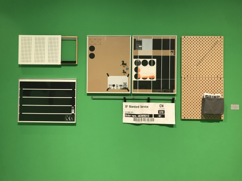 黄斌《Ambiguity M04》 244×112cm 综合材料 2018
黄斌《Ambiguity M04》 244×112cm 综合材料 2018