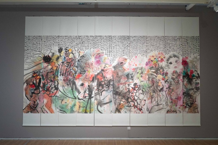《春天花会开》在展览现场
《春天花会开》在展览现场