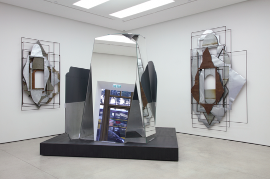 
2015年9月16日，刘韡首个香港白立方个展《白银》开幕 &nbsp;

Photo ©&nbsp;White Cube (Vincent Tsang）

