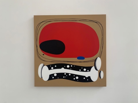 《红色的黑》 100×100cm 布面丙烯、油彩 2020
《红色的黑》 100×100cm 布面丙烯、油彩 2020
