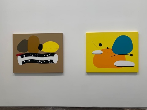 《猫之墓》 120×140cm 布面丙烯、油彩 2020
《房间里的两个人no.25》 120×140cm 布面丙烯、油彩 2020
《猫之墓》 120×140cm 布面丙烯、油彩 2020
《房间里的两个人no.25》 120×140cm 布面丙烯、油彩 2020