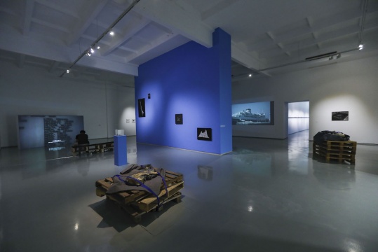 “山鲁佐德的救赎”“进退维谷” 蜂巢新展以绘画、多媒体两条线索并进展开 “山鲁佐德的救赎”“进退维谷” 蜂巢新展以绘画、多媒体两条线索并进展开