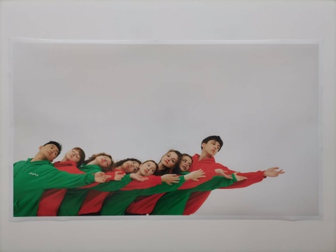 刘沁敏 《春之祭》 205×119cm 收藏级艺术微喷 2020
刘沁敏 《春之祭》 205×119cm 收藏级艺术微喷 2020