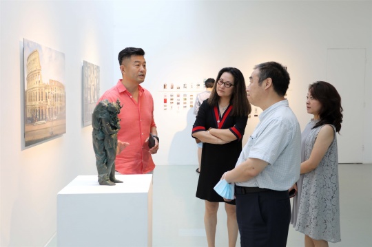 刘勃麟个展“Now Now”艾米李画廊展览现场
刘勃麟个展“Now Now”艾米李画廊展览现场
