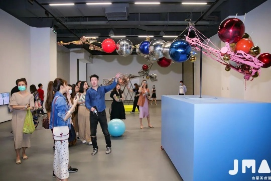 童昆鸟个展“炸裂”登场 木星美术馆2020年首展 童昆鸟个展“炸裂”登场 木星美术馆2020年首展