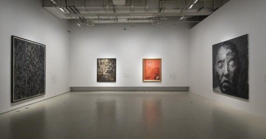 海浪声声,澎湃如昨,对于上海双年展24年历史的一次回望 海浪声声,澎湃如昨,对于上海双年展24年历史的一次回望