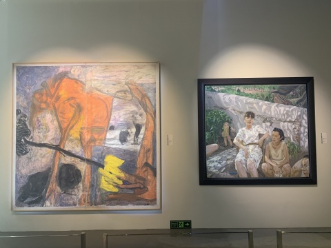 中国嘉德2020春拍预展现场
袁运生 《寞》 240×240cm 油蜡 色彩 蛋 墨 麻 1996
估价:RMB 3,800,000-4,800,000
刘小东 《春懒人闲》157×172cm 布面 油画 1993
估价:RMB 4,800,000-5,800,000
中国嘉德2020春拍预展现场
袁运生 《寞》 240×240cm 油蜡 色彩 蛋 墨 麻 1996
估价:RMB 3,800,000-4,800,000
刘小东 《春懒人闲》157×172cm 布面 油画 1993
估价:RMB 4,800,000-5,800,000