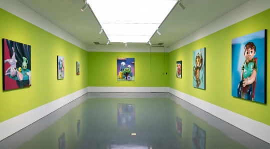 凯撒·帕特在画廊的首次个展“岛上的邻居们”展览现场
